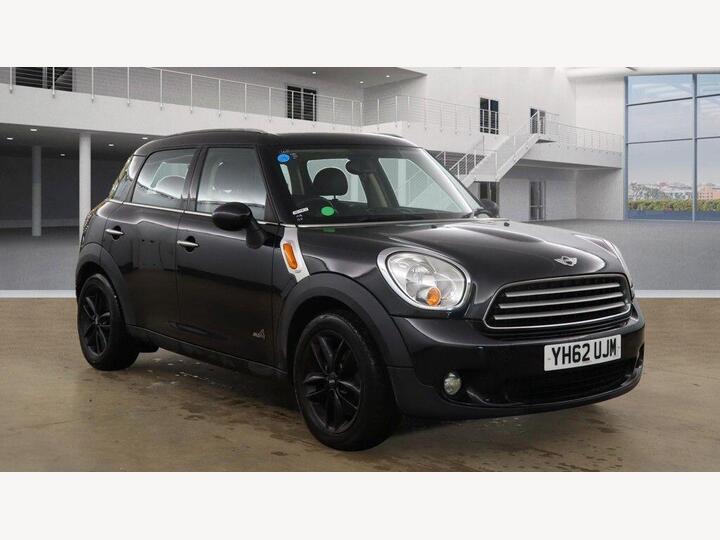MINI Countryman 1.6 Cooper D ALL4 Euro 5 (s/s) 5dr MINI Countryman 1.6 Cooper D ALL4 Euro 5 (s/s) 5dr