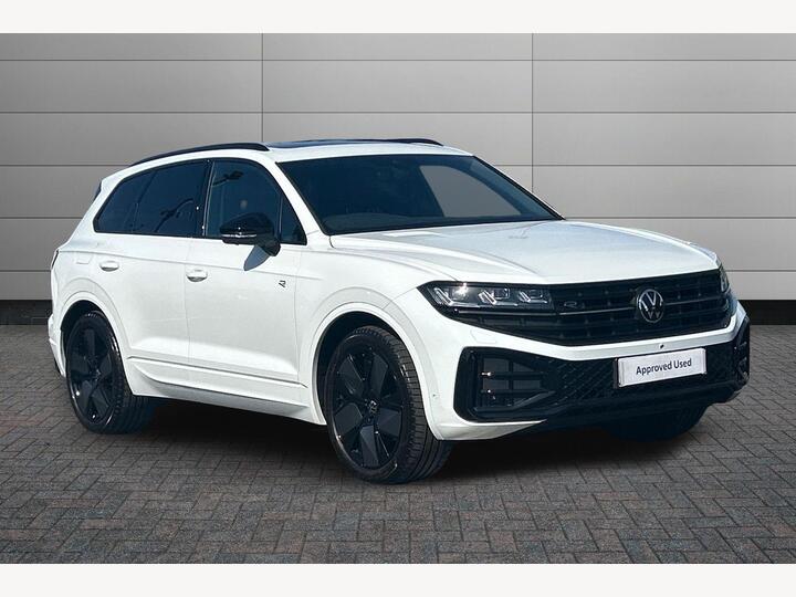Volkswagen Touareg 3.0 TDI V6 Black Edition Tiptronic 4Motion Euro 6 (s/s) 5dr