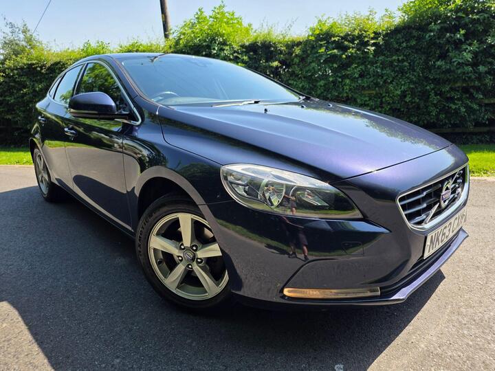 Volvo V40 1.6 D2 SE Euro 5 (s/s) 5dr