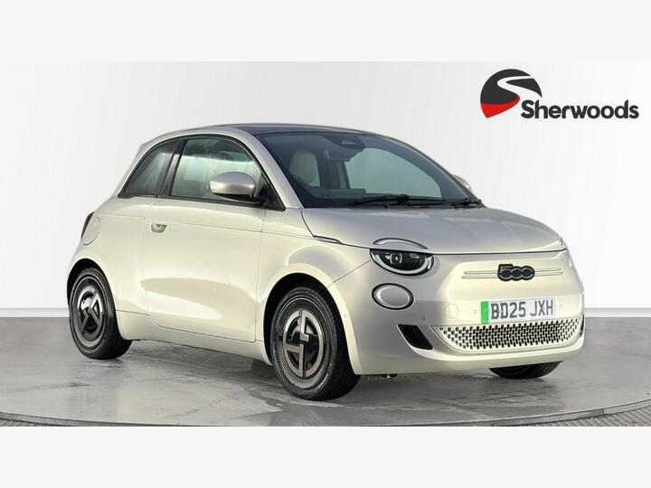 Fiat 500e 42kWh Giorgio Armani Auto 3dr