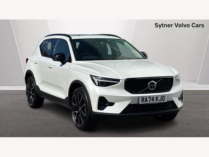 Volvo XC40 2.0 B3 MHEV Ultra Dark DCT Auto Euro 6 (s/s) 5dr