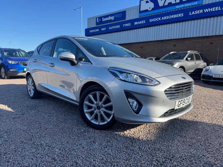 Ford Fiesta 1.0T EcoBoost Titanium Euro 6 (s/s) 5dr