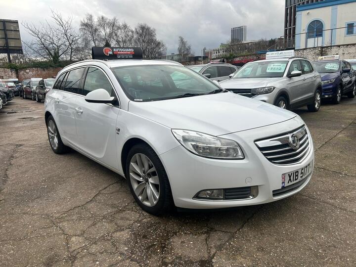 Vauxhall Insignia 2.0 CDTi EcoFLEX SRi Sports Tourer Euro 5 (s/s) 5dr