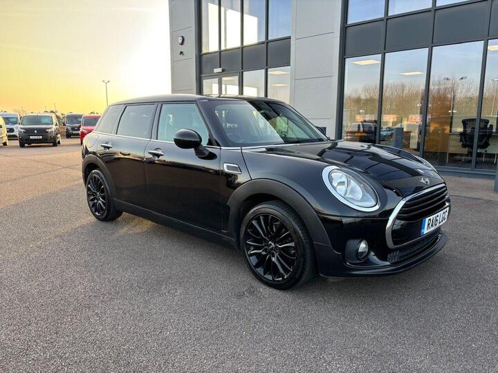 MINI CLUBMAN 2.0 Cooper D Euro 6 (s/s) 6dr MINI CLUBMAN 2.0 Cooper D Euro 6 (s/s) 6dr