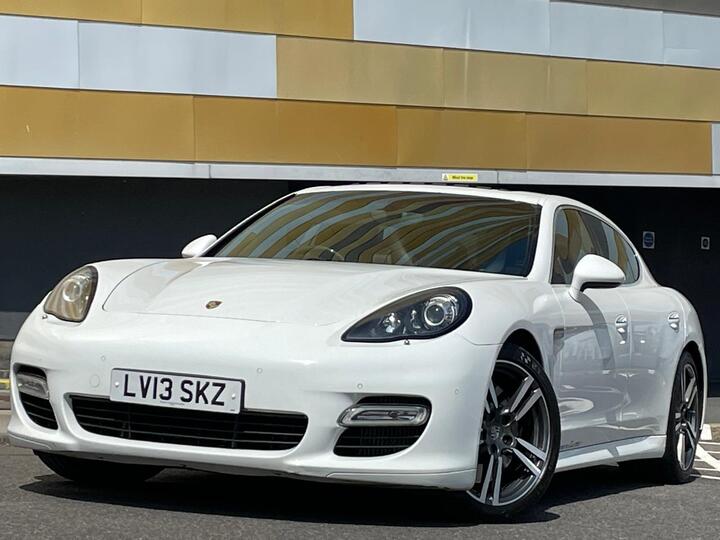 Porsche Panamera 4.8T V8 Turbo PDK 4WD Euro 5 (s/s) 5dr