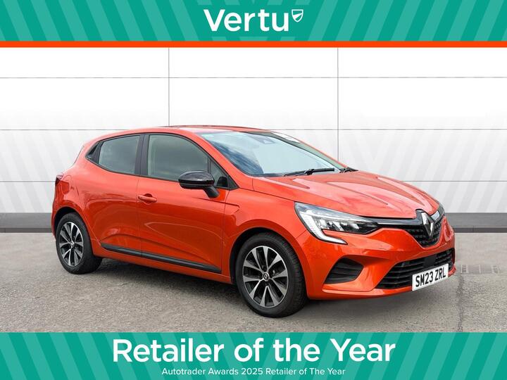 Renault Clio 1.0 TCe Evolution Euro 6 (s/s) 5dr Renault Clio 1.0 TCe Evolution Euro 6 (s/s) 5dr
