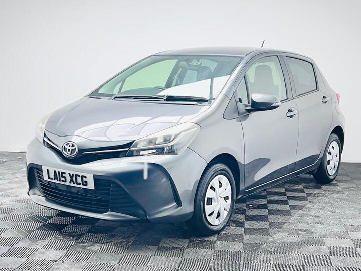 Toyota Yaris 1.0Dual VVT-i Icon Multidrive Euro 5 5dr