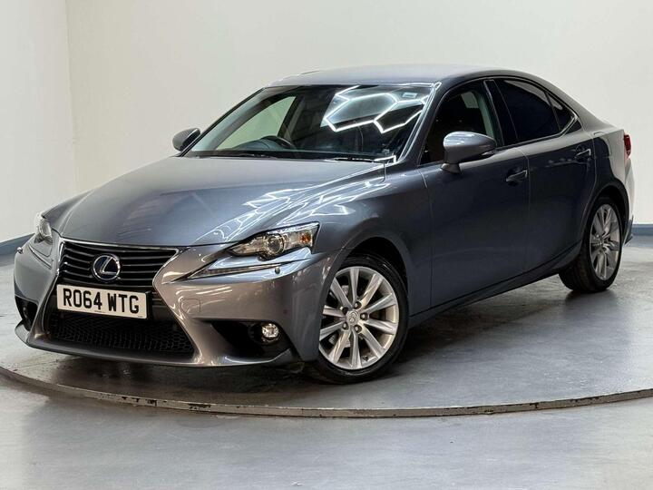 Lexus IS 2.5 300h Executive Edition E-CVT Euro 5 (s/s) 4dr
