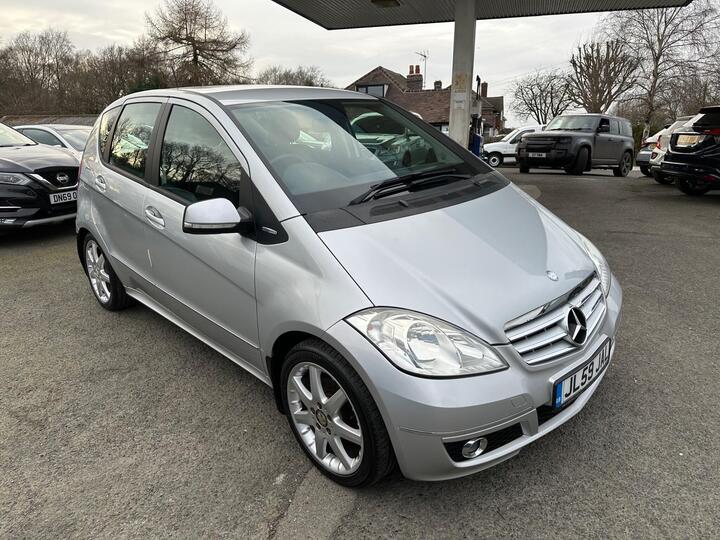 Mercedes-Benz A Class 1.7 A180 BlueEfficiency Avantgarde SE 5dr