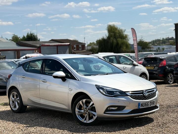Vauxhall Astra 1.4i Turbo SRi Nav Auto Euro 6 (s/s) 5dr