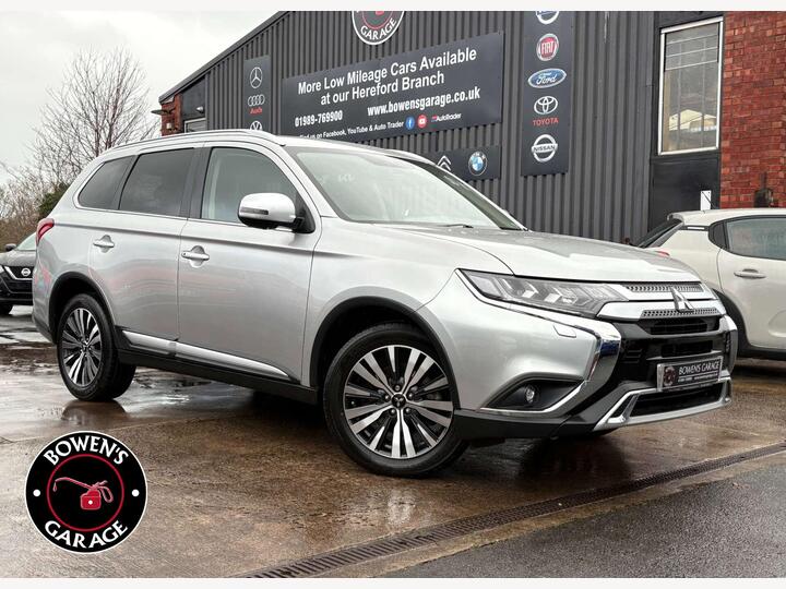 Mitsubishi OUTLANDER 2.0 MIVEC 4 CVT 4WD Euro 6 (s/s) 5dr