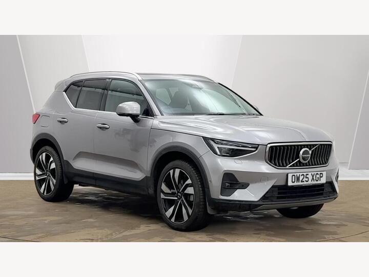 Volvo XC40 2.0 B3 MHEV Ultra Bright DCT Auto Euro 6 (s/s) 5dr