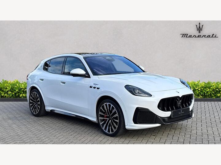 Maserati GRECALE 3.0 V6 Trofeo ZF 4WD Euro 6 (s/s) 5dr Maserati GRECALE 3.0 V6 Trofeo ZF 4WD Euro 6 (s/s) 5dr