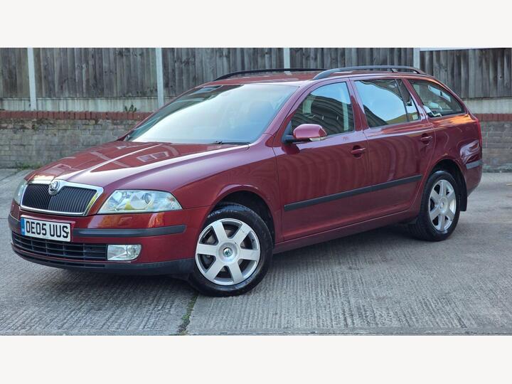 Skoda Octavia 1.6 FSI Elegance Euro 4 5dr