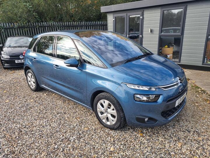Citroen C4 Picasso 1.6 E-HDi Airdream VTR+ ETG6 Euro 5 (s/s) 5dr Citroen C4 Picasso 1.6 E-HDi Airdream VTR+ ETG6 Euro 5 (s/s) 5dr