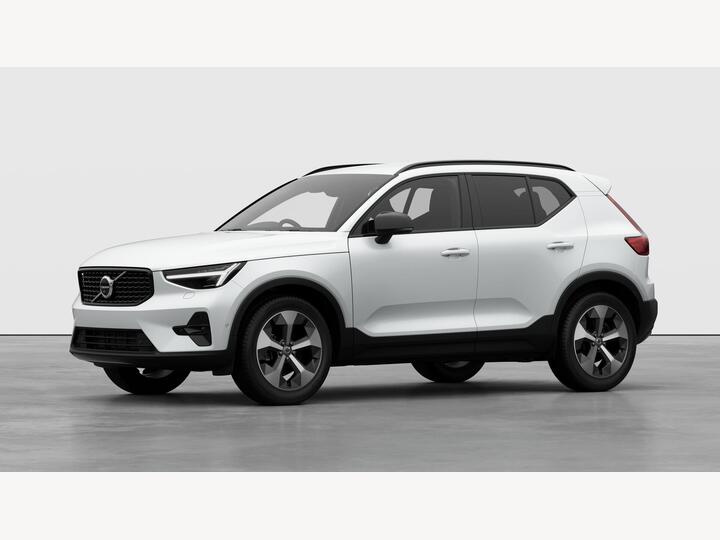 Volvo XC40 2.0 B3 MHEV Plus Pro Dark DCT Auto Euro 6 (s/s) 5dr