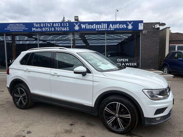 Volkswagen TIGUAN 2.0 TDI SE Navigation DSG 4Motion Euro 6 (s/s) 5dr