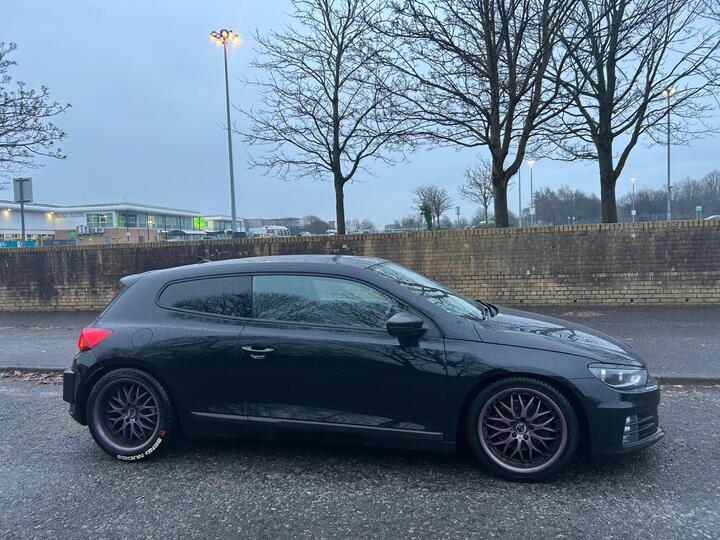 Volkswagen Scirocco 2.0 TSI GT DSG Euro 6 (s/s) 3dr Volkswagen Scirocco 2.0 TSI GT DSG Euro 6 (s/s) 3dr