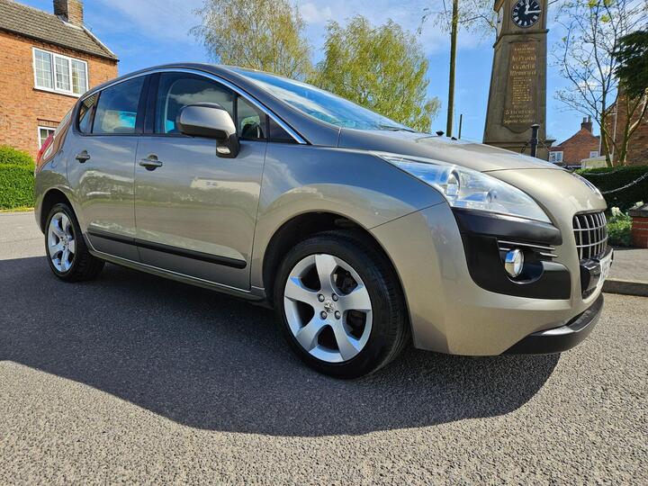 Peugeot 3008 1.6 E-HDi Active EGC Euro 5 (s/s) 5dr