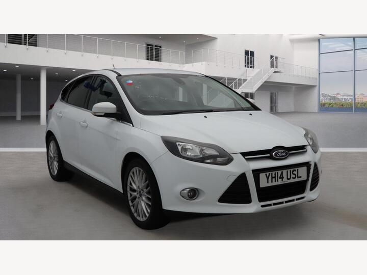 Ford Focus 1.0T EcoBoost Zetec Navigator Euro 5 (s/s) 5dr