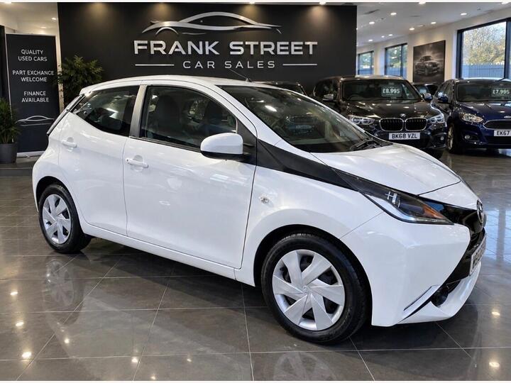 Toyota AYGO 1.0 VVT-i X-play Euro 6 5dr