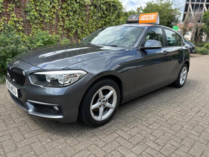 BMW 1 Series 1.5 118i SE Euro 6 (s/s) 5dr