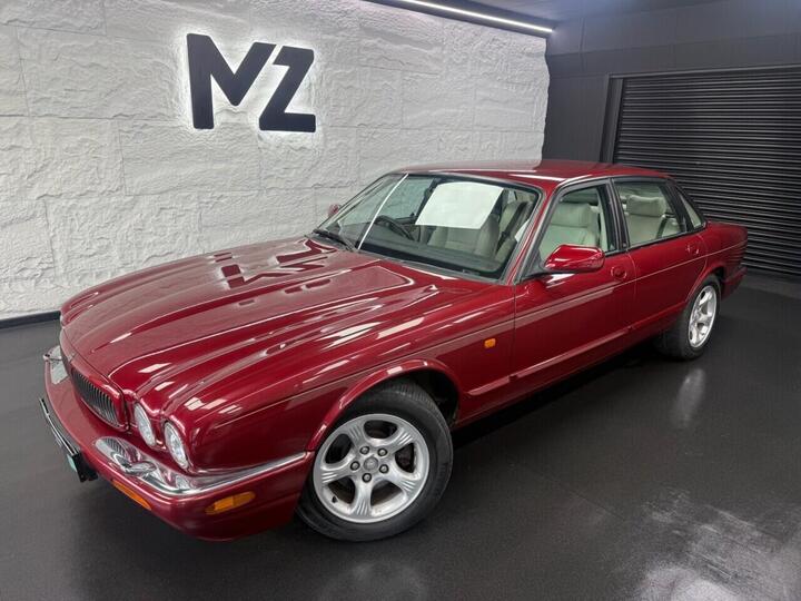 Jaguar XJ 4.0 XJ8 4dr