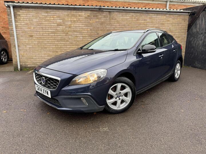 Volvo V40 1.6 D2 SE Euro 5 (s/s) 5dr Volvo V40 1.6 D2 SE Euro 5 (s/s) 5dr