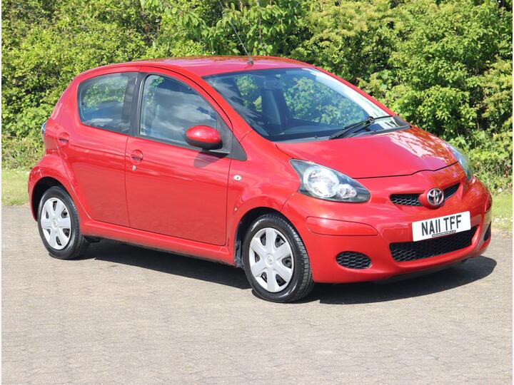 Toyota AYGO 1.0 VVT-i Ice Euro 5 5dr