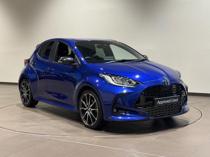 Toyota Yaris 1.5 VVT-h GR SPORT E-CVT Euro 6 (s/s) 5dr