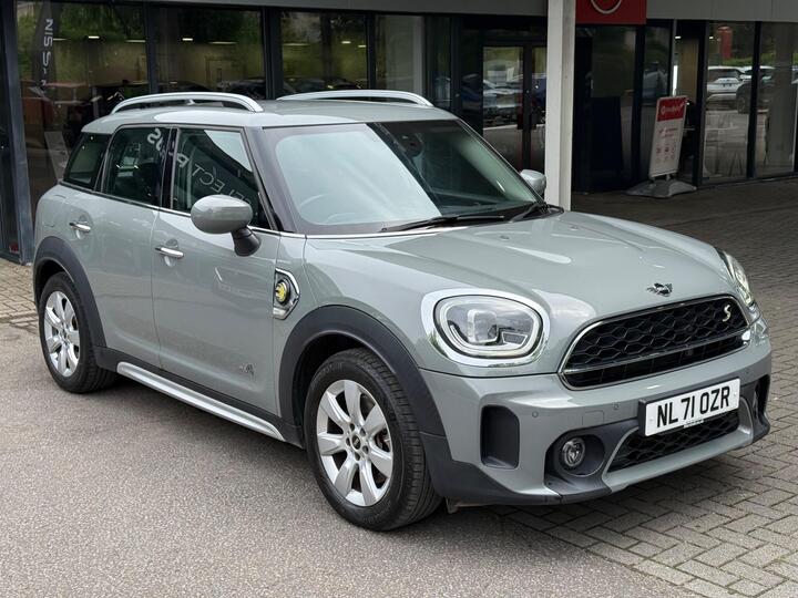 MINI Countryman 1.5 10kWh Cooper SE Classic Auto ALL4 Euro 6 (s/s) 5dr