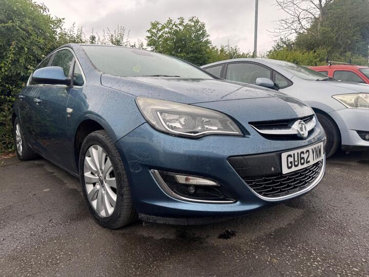 Vauxhall Astra 2.0 CDTi EcoFLEX Elite Euro 5 (s/s) 5dr