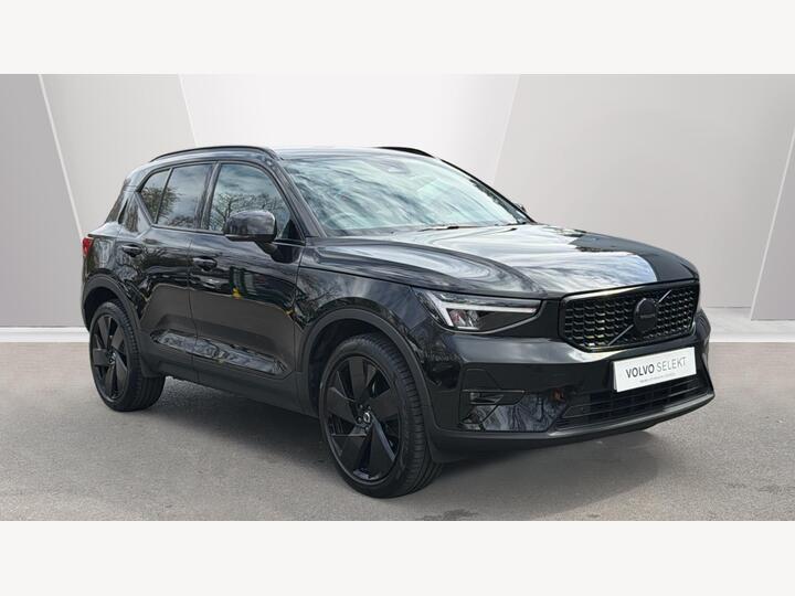 Volvo XC40 2.0 B3 MHEV Plus Black Edition DCT Auto Euro 6 (s/s) 5dr