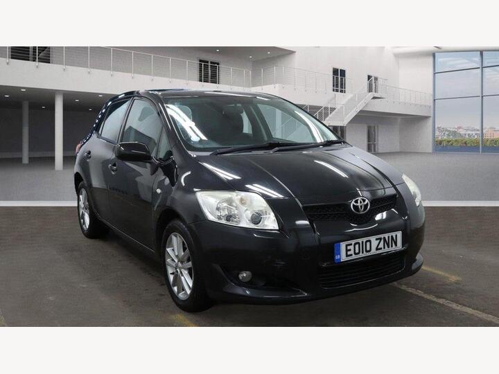 Toyota Auris 1.33 VVT-i TR (s/s) 5dr Toyota Auris 1.33 VVT-i TR (s/s) 5dr