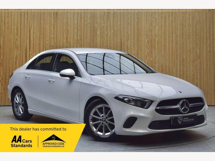 Mercedes-Benz A Class 1.3 A200 Sport Euro 6 (s/s) 4dr Mercedes-Benz A Class 1.3 A200 Sport Euro 6 (s/s) 4dr