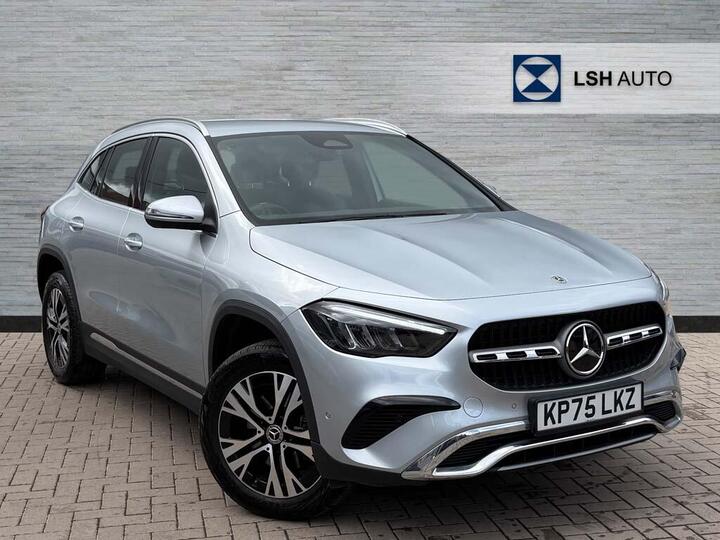 Mercedes-Benz GLA Class 2.0 GLA200d Sport (Executive) 8G-DCT Euro 6 (s/s) 5dr