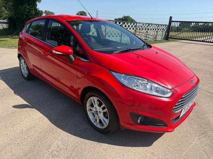Ford Fiesta 1.25 Zetec Euro 6 5dr