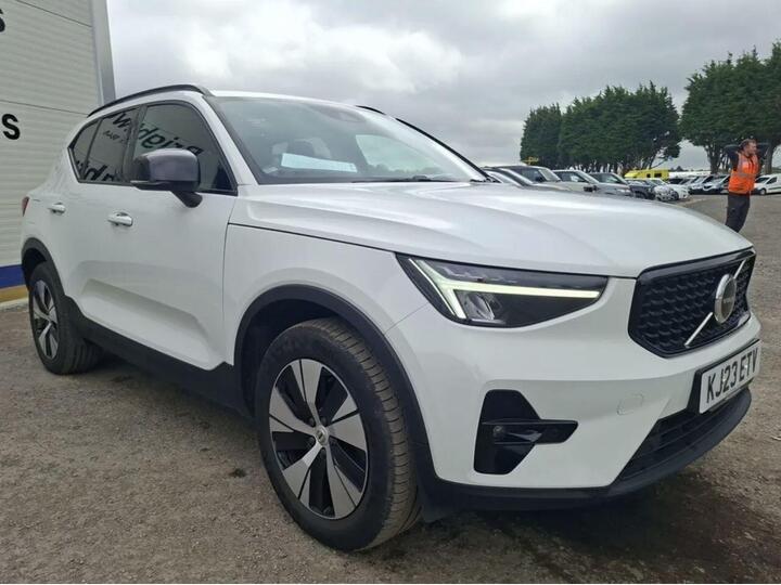 Volvo XC40 1.5h T4 Recharge 10.7kWh Plus Auto Euro 6 (s/s) 5dr