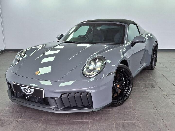 Porsche 911 3.6 T-Hybrid 992 4 GTS Targa PDK 4WD Euro 6 (s/s) 2dr