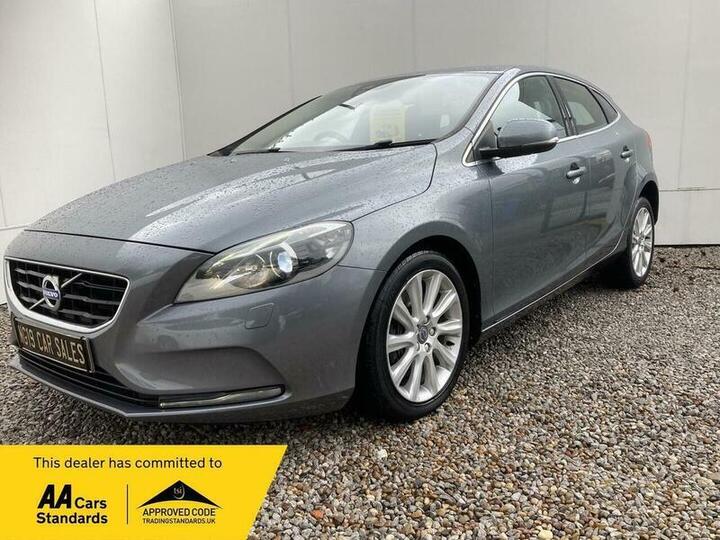 Volvo V40 2.0 D2 SE Lux Auto Euro 6 (s/s) 5dr