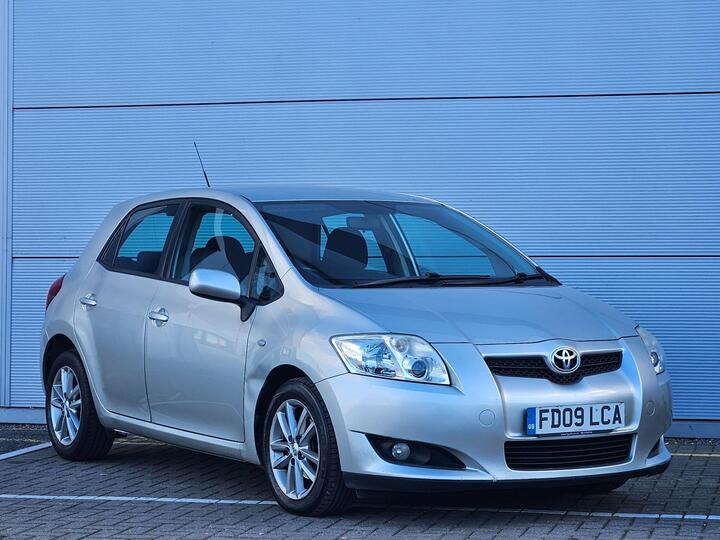 Toyota Auris 1.6 V-Matic TR 5dr