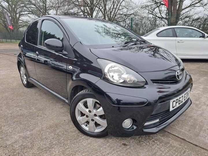 Toyota AYGO 1.0 VVT-i Fire Euro 5 5dr