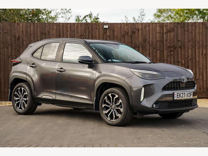 Toyota YARIS CROSS 1.5 VVT-h Design E-CVT Euro 6 (s/s) 5dr