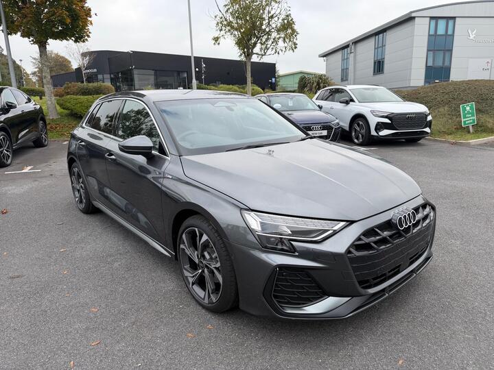 Audi A3 1.5 TFSI 30 S Line Sportback S Tronic Euro 6 (s/s) 5dr
