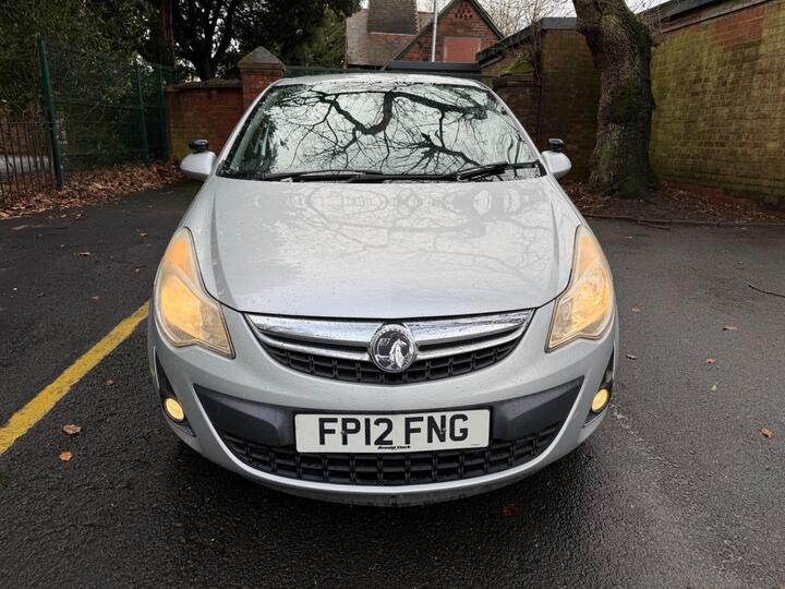 Vauxhall Corsa 1.2i EcoFLEX 16V SE Euro 5 (s/s) 5dr