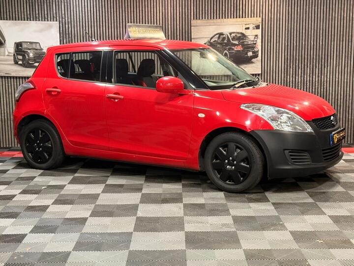 Suzuki Swift 1.2 SZ2 Euro 5 5dr Suzuki Swift 1.2 SZ2 Euro 5 5dr