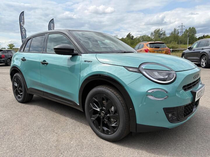 Fiat 600 1.2 Hybrid Sport E-DCT Euro 6 (s/s) 5dr