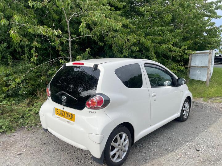 Toyota AYGO 1.0 VVT-i Mode Euro 5 3dr