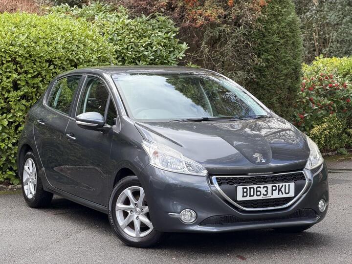 Peugeot 208 1.2 VTi Active Euro 5 5dr Peugeot 208 1.2 VTi Active Euro 5 5dr