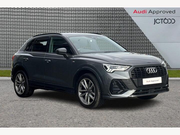 Audi Q3 1.5 TFSI CoD 35 Black Edition S Tronic Euro 6 (s/s) 5dr